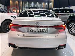 تويوتا أفالون